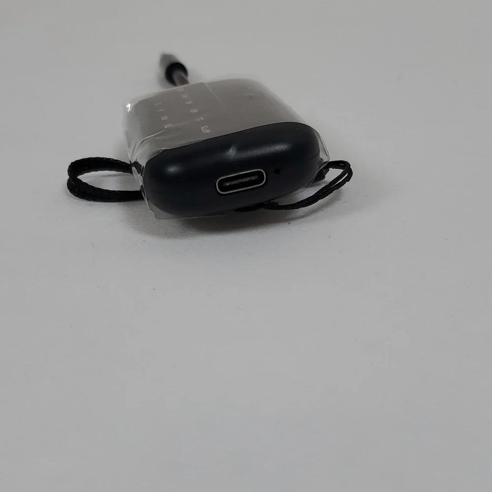 Pro Bluetooth Transmitter Receiver,2-in-1 Airplane Bluetooth 5.4 Adapter